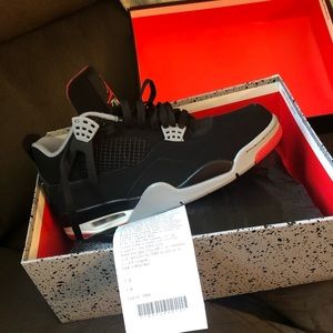 Jordan 4’s so 11.5 DS